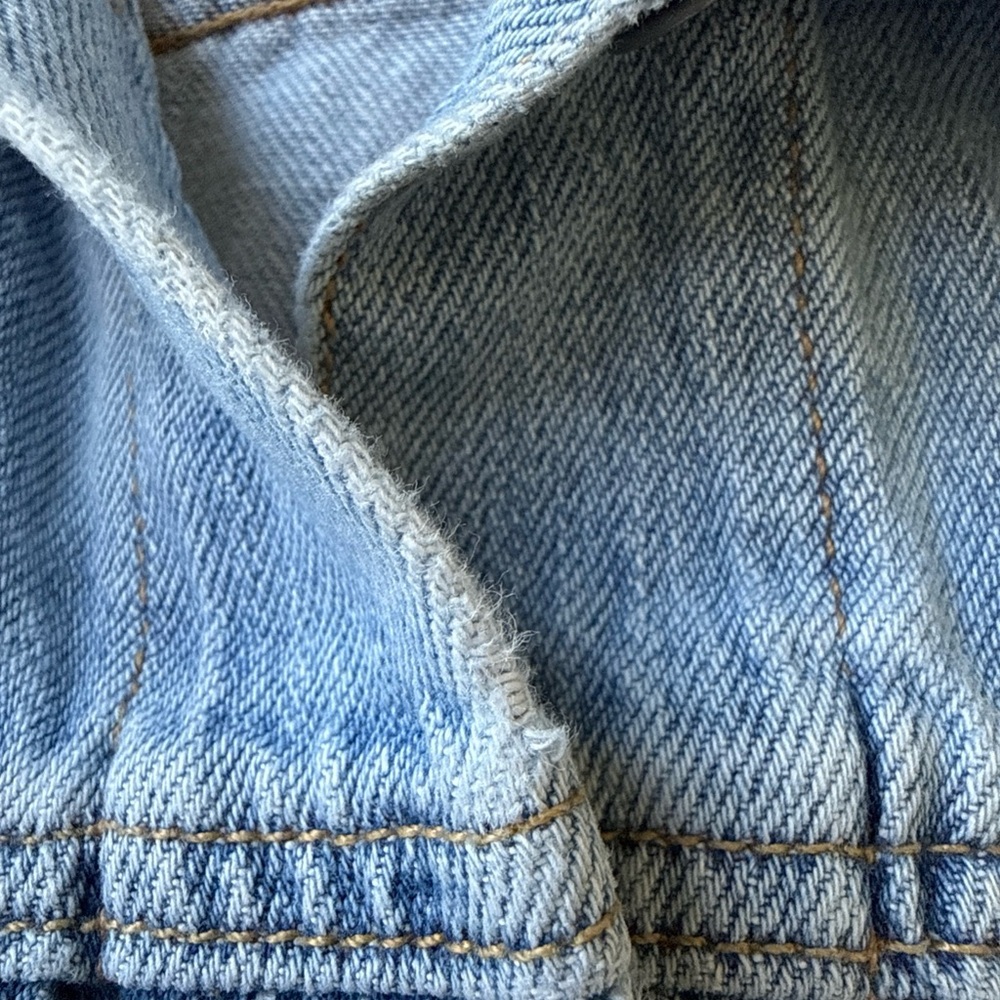 GAP Light Blue Denim Trucker‎ Jacket - Picture 12 of 13